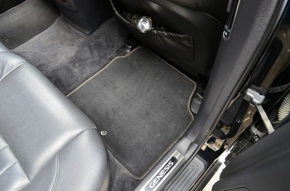 Ворсовые коврики на Hyundai Genesis I 2008 - 2014 в Таганроге