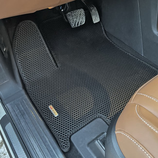 Ворсовые коврики на Infiniti QX60 II 2021 - 2025 в Таганроге