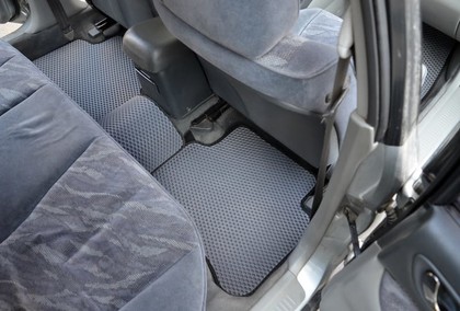 Ворсовые коврики на Mitsubishi Galant VIII 1996 - 2005 в Таганроге
