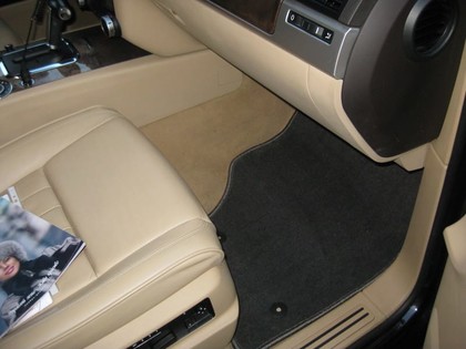 Ворсовые коврики на Volkswagen Touareg I 2002 - 2010 в Таганроге