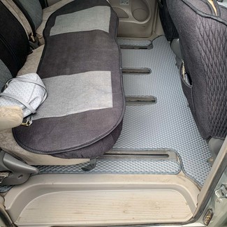 Коврики на Toyota Estima II 2000 - 2005 в Таганроге
