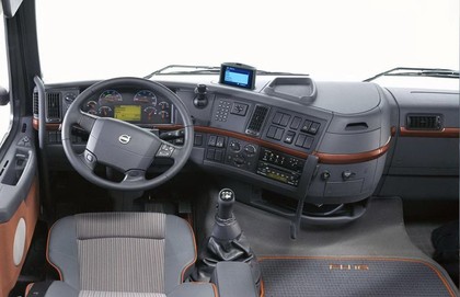 Ворсовые коврики на Volvo FH II (FH12, FH13, FH16) 2001 - 2012 в Таганроге