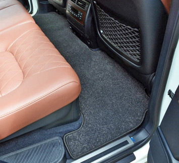 Ворсовые коврики на Toyota Land Cruiser 200 2007 - 2021 в Таганроге