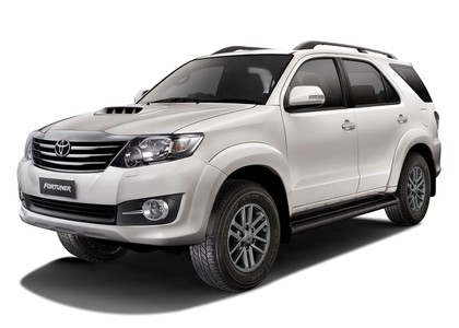 Ворсовые коврики на Toyota Fortuner I 2004 - 2015 в Таганроге