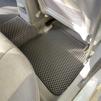 Ворсовые коврики на Hyundai Avante 3 (XD) 2000 - 2010 в Таганроге