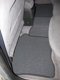 Ворсовые коврики на Nissan Primera (P12) 2001 - 2008 в Таганроге