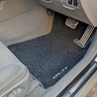 Ворсовые коврики на Toyota Mark II Wagon Blit 2002 - 2007 в Таганроге