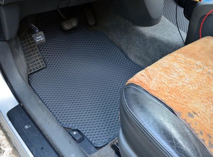 Ворсовые коврики на Toyota Prius (20) 2004 - 2009 в Таганроге