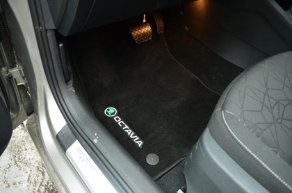 Ворсовые коврики на Skoda Octavia A7 2013 - 2020 в Таганроге