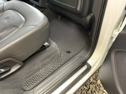 Ворсовые коврики на Audi Q7 I 2005 - 2015 в Таганроге