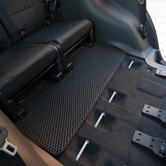 Ворсовые коврики на Mitsubishi Pajero Sport III 2015 - 2025 в Таганроге