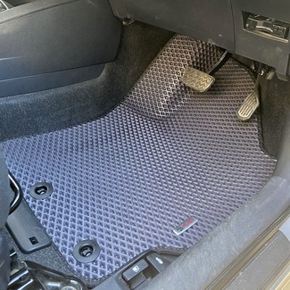 Ворсовые коврики на Toyota Corolla Axio (E16) 2012 - 2025 в Таганроге