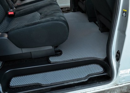 Ворсовые коврики на Nissan Serena (C26) 2010 - 2016 в Таганроге