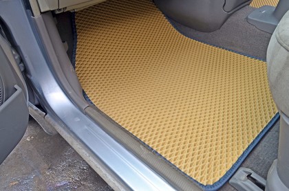 Ворсовые коврики на Nissan March (K12) 2002 - 2010 в Таганроге