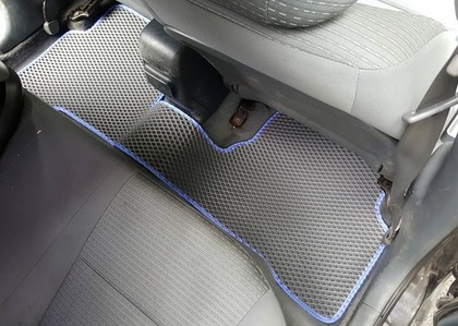 Ворсовые коврики на Nissan Almera Classic (B10) 2006 - 2013 в Таганроге