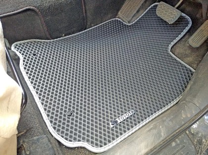 EVA коврики на Toyota Wish I 2003 - 2009 в Таганроге