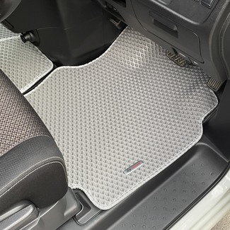 Ворсовые коврики на Nissan Serena (C27) 2016 - 2022 в Таганроге