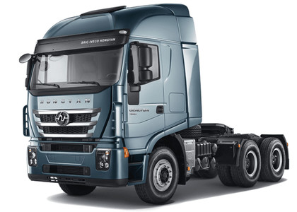 Ворсовые коврики на Hongyan SAIC-IVECO Genlyon кабина C500 2023 - 2025 в Таганроге