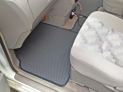Ворсовые коврики на Nissan Liberty (M12) 1998 - 2004 в Таганроге
