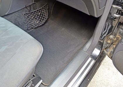 Ворсовые коврики на Mercedes E (W210) 1995 - 2002 в Таганроге