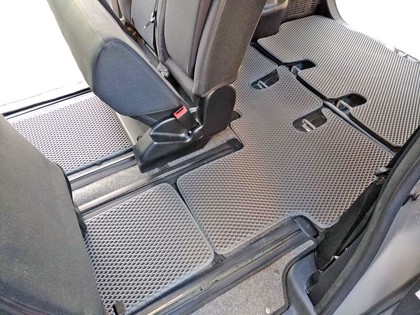 Ворсовые коврики на Toyota Voxy (R80) 2014 - 2021 в Таганроге