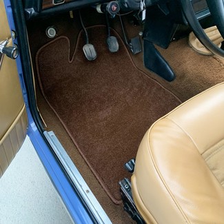 Коврики на Lada (ВАЗ) 2101, 2102, 2103, 2104, 2105, 2106, 2107 1970 - 2012 в Таганроге