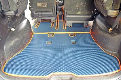Ворсовые коврики на Nissan Serena (C25) 2005 - 2010 в Таганроге