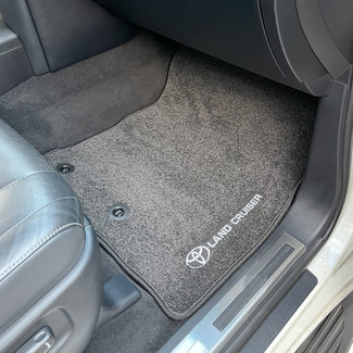 Ворсовые коврики на Toyota Land Cruiser 200 2007 - 2021 в Таганроге