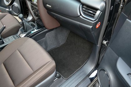 Ворсовые коврики на Toyota Fortuner II 2015 - 2025 в Таганроге