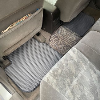 Ворсовые коврики на Nissan Avenir (W11) 1998 - 2005 в Таганроге