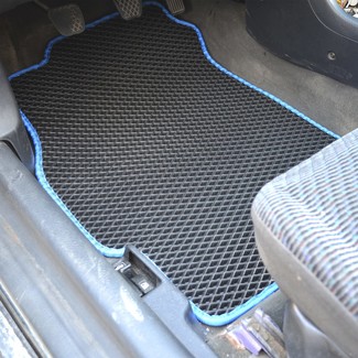 Ворсовые коврики на Honda Civic VI 4d 1995 - 2002 в Таганроге
