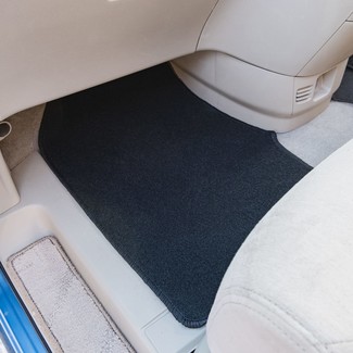 Ворсовые коврики на Nissan Serena (C25) 2005 - 2010 в Таганроге