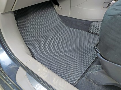 Ворсовые коврики на Mitsubishi Grandis 2003 - 2009 в Таганроге