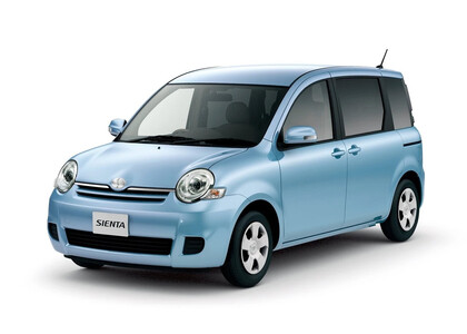 Ворсовые коврики на Toyota Sienta I 2003 - 2015 в Таганроге