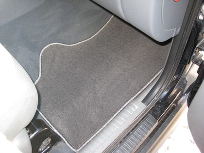 Ворсовые коврики на Jeep Cherokee (KJ) 2001 - 2007 в Таганроге