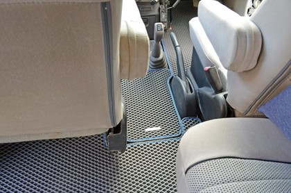 Коврики на Mitsubishi Delica 4 1994 - 2007 в Таганроге