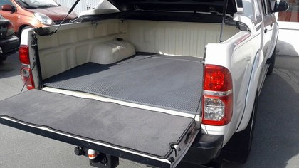 Ворсовые коврики на Toyota Hilux VII 2008 - 2015 в Таганроге