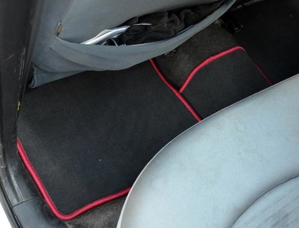 Ворсовые коврики на Mitsubishi Colt VI 2002 - 2012 в Таганроге